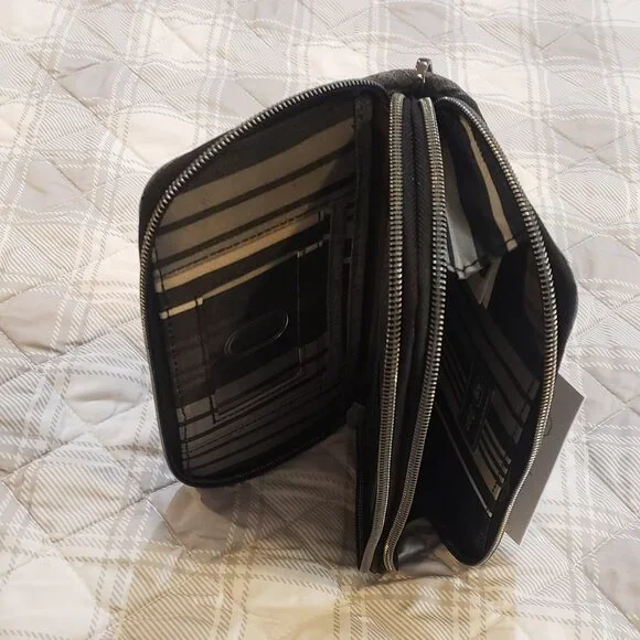 Lug Tram Zip RFID Wallet Gray NWT and original bag - Picture 3 of 6